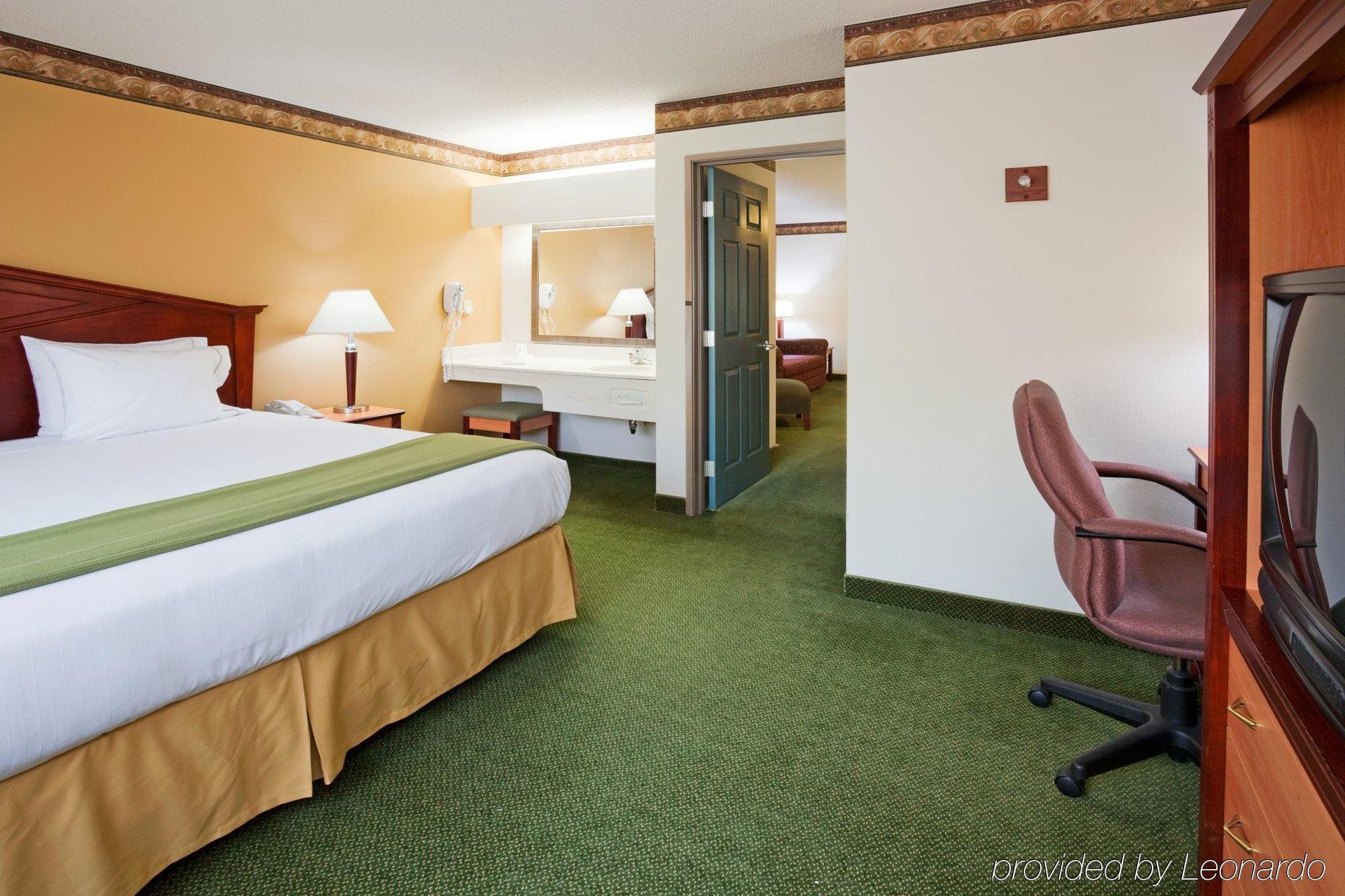 Holiday Inn Express Hotel & Suites Minneapolis-Golden Valley By Ihg Saint Louis Park Quarto foto